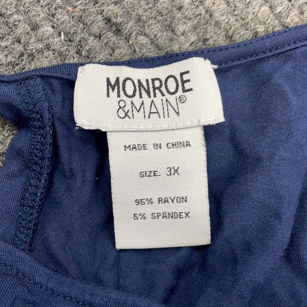 Monroe & Main Women’s Tee Shirt (4071) - Picture 5 of 5